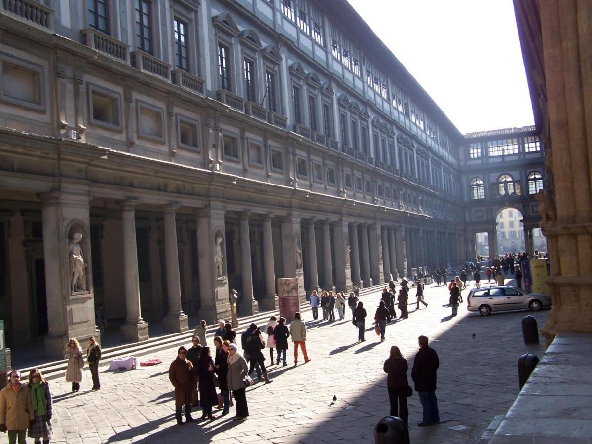 Uffizi - Flo Apartments フィレンツェ エクステリア 写真
